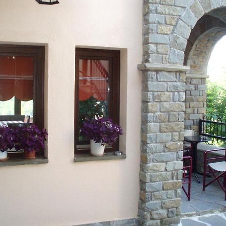 Lefteris Hotell Alatopetra Exteriör bild