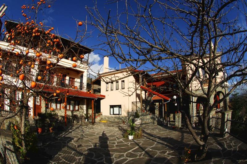 Lefteris Hotell Alatopetra Exteriör bild