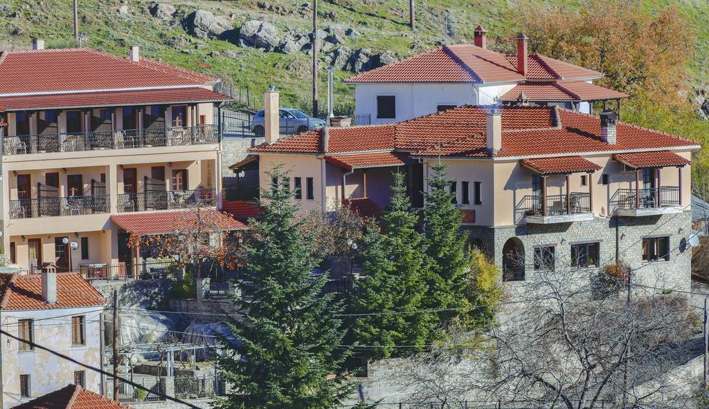 Lefteris Hotell Alatopetra Exteriör bild